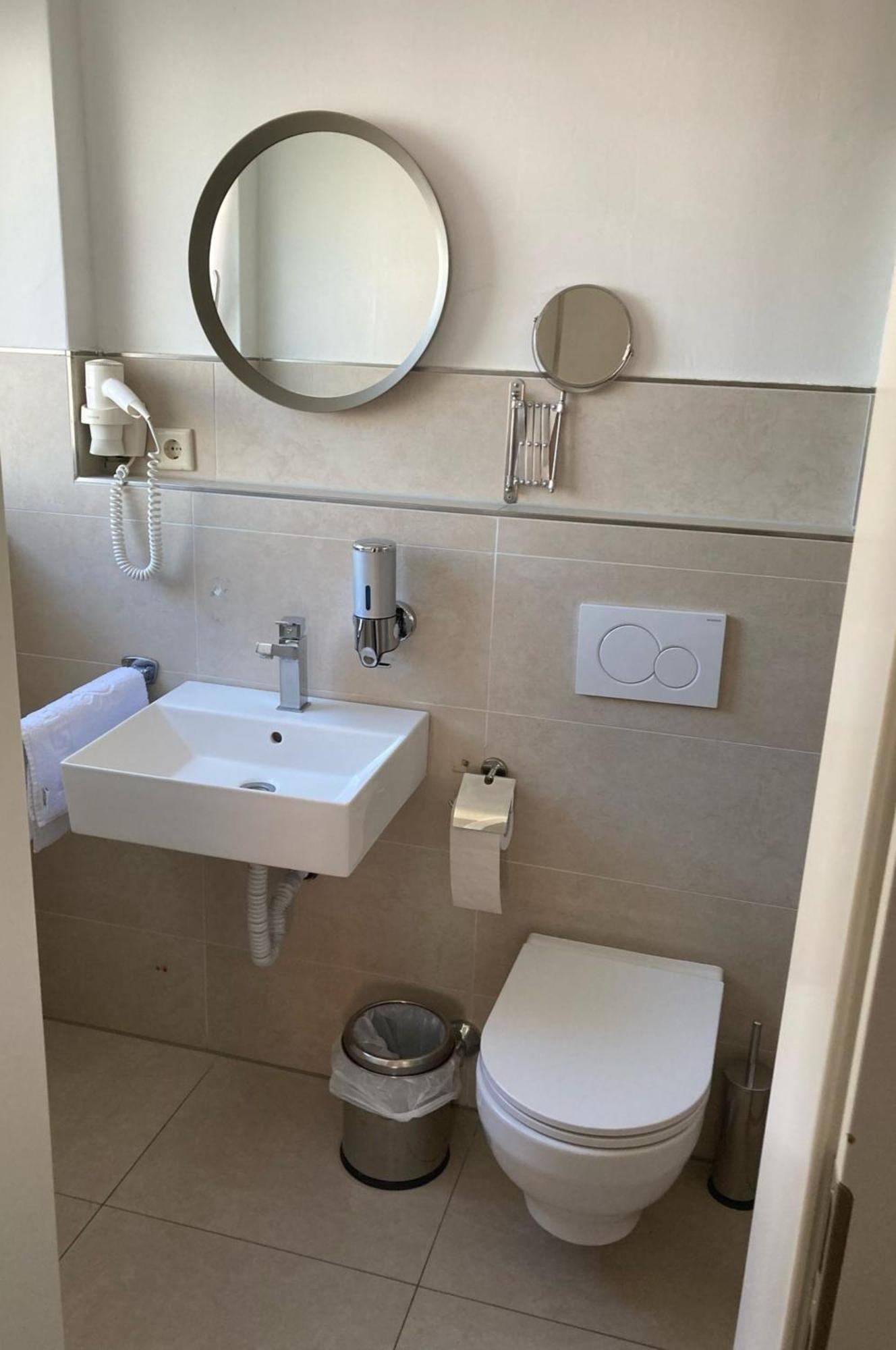 Erde Hotel Erlangen Zewnętrze zdjęcie