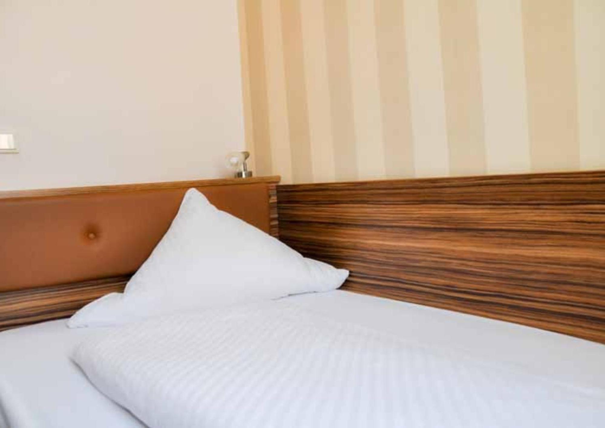 Erde Hotel Erlangen Zewnętrze zdjęcie