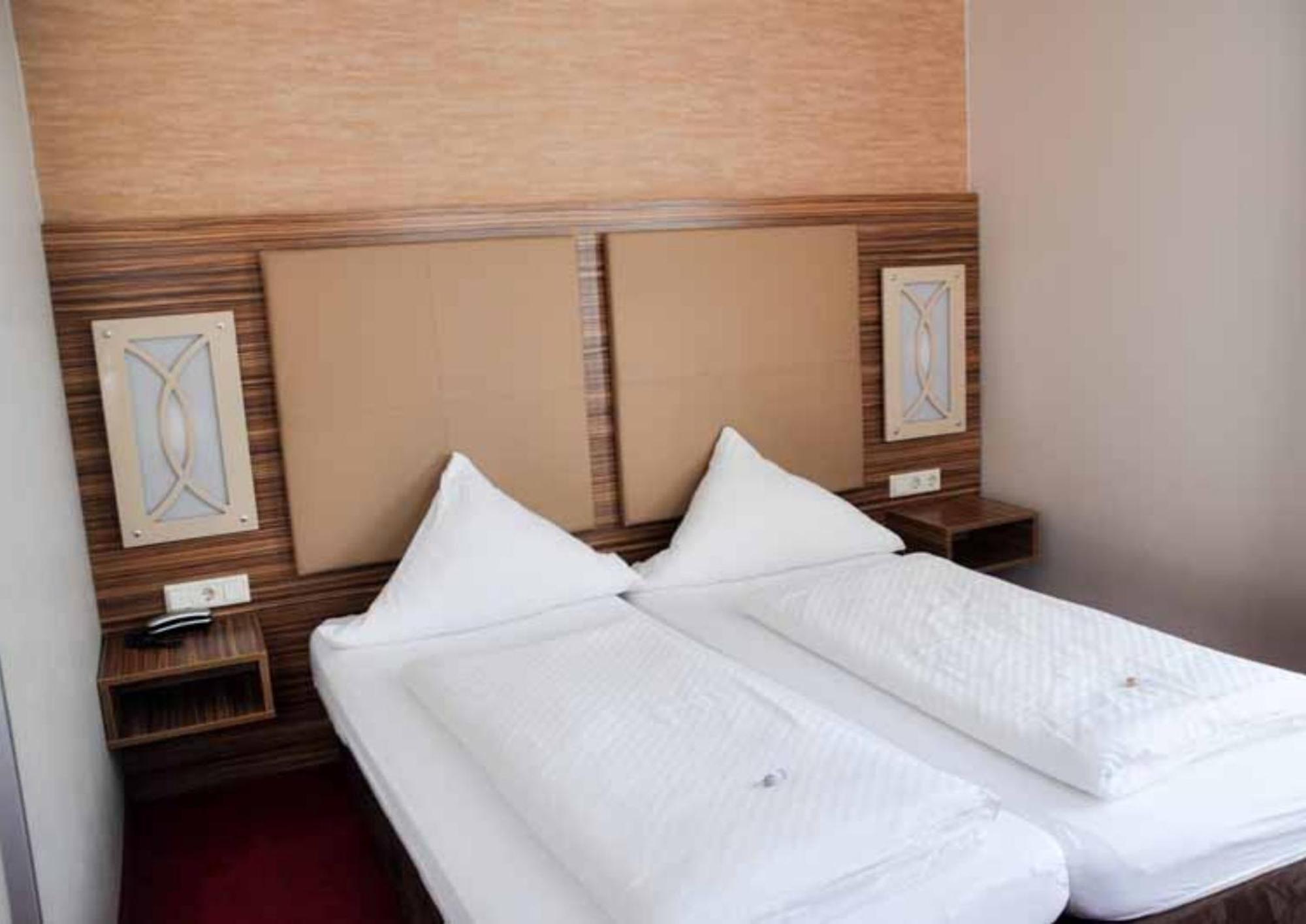 Erde Hotel Erlangen Zewnętrze zdjęcie
