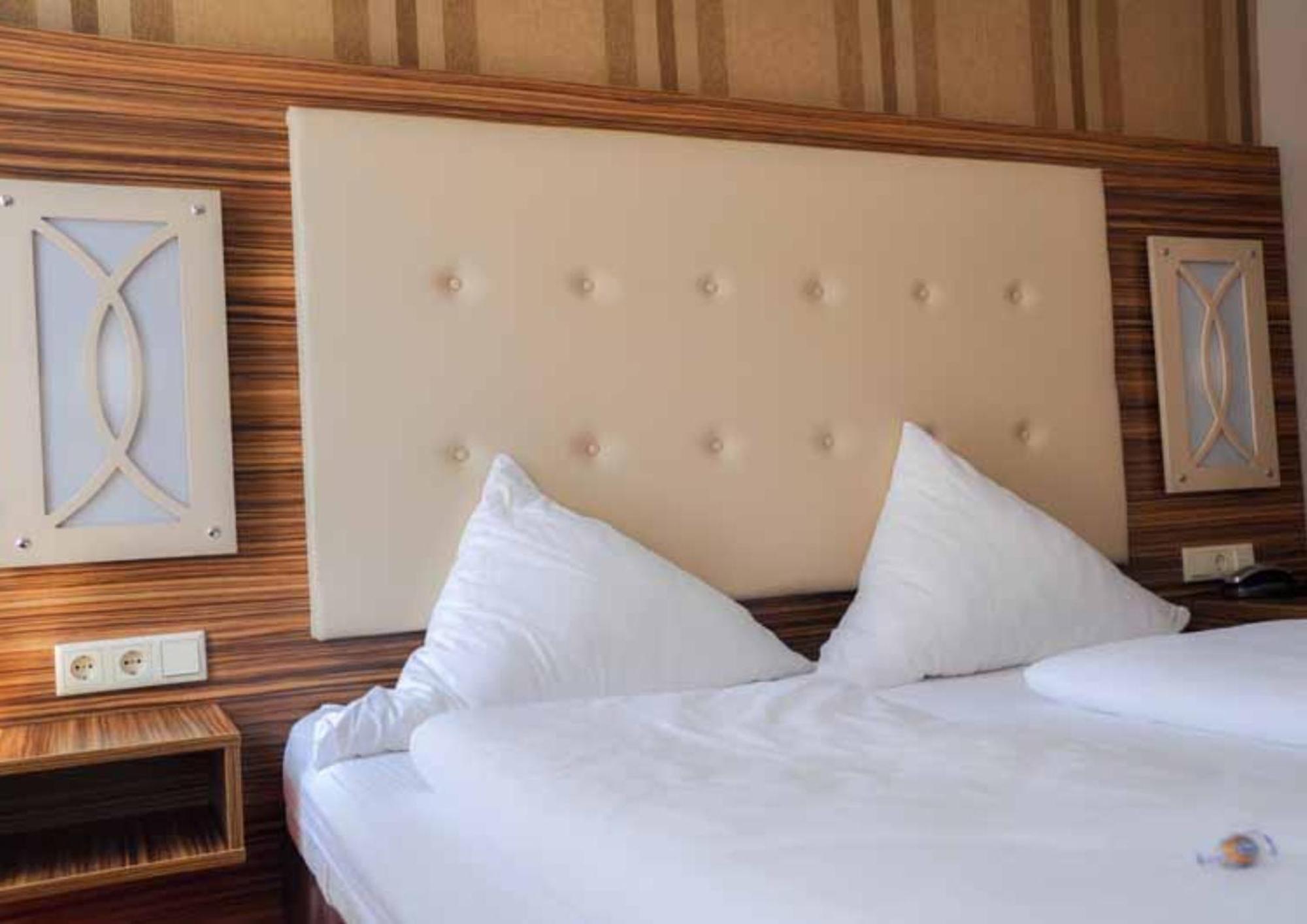 Erde Hotel Erlangen Zewnętrze zdjęcie