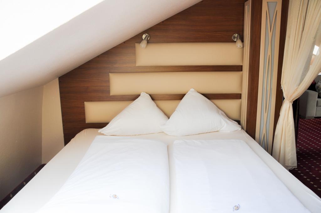 Erde Hotel Erlangen Zewnętrze zdjęcie