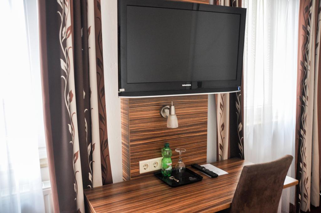 Erde Hotel Erlangen Zewnętrze zdjęcie