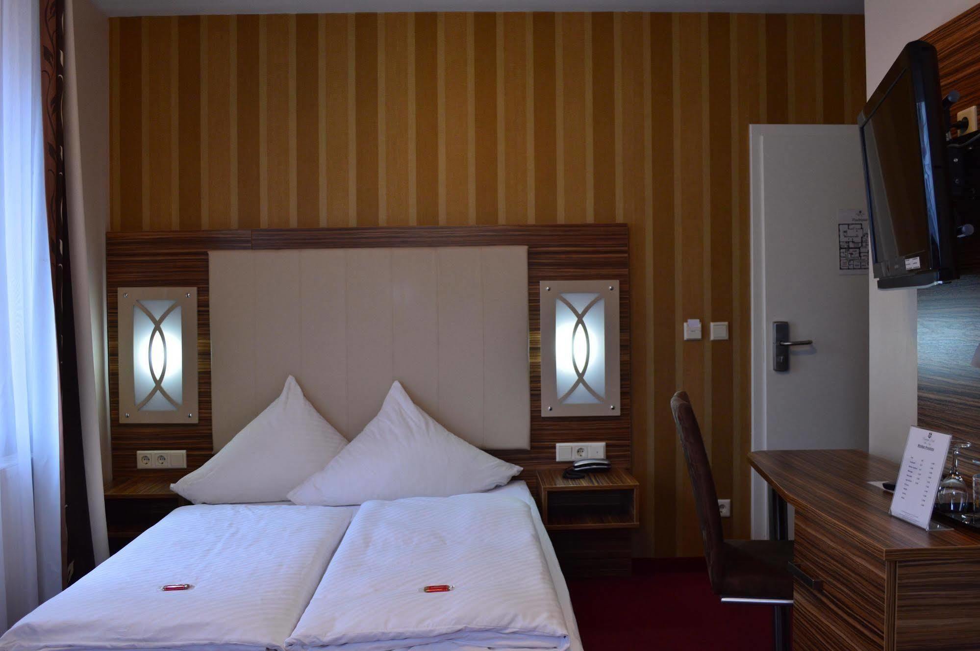 Erde Hotel Erlangen Zewnętrze zdjęcie